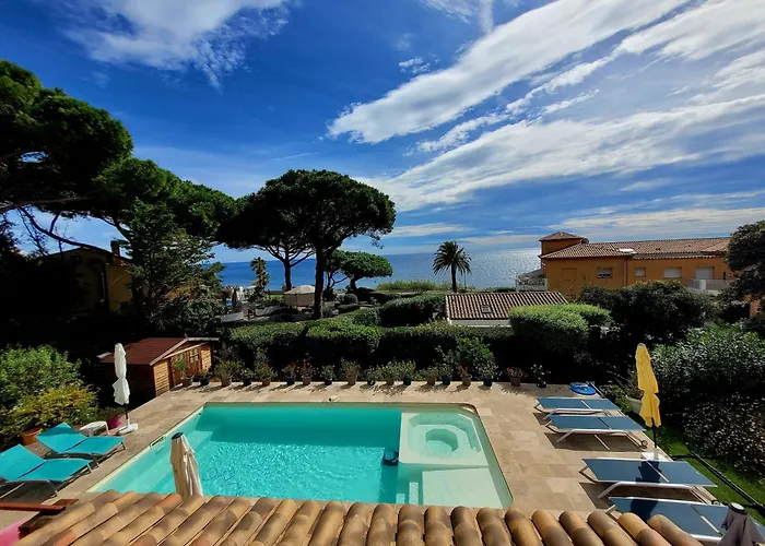 Villa Esmeralda Adults Only