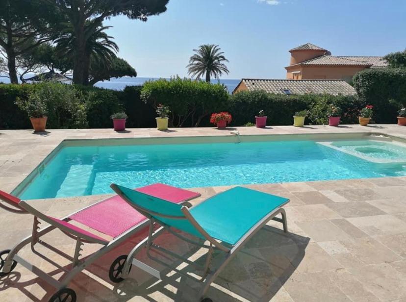 Esmeralda Adults Only Guest house Les Issambres