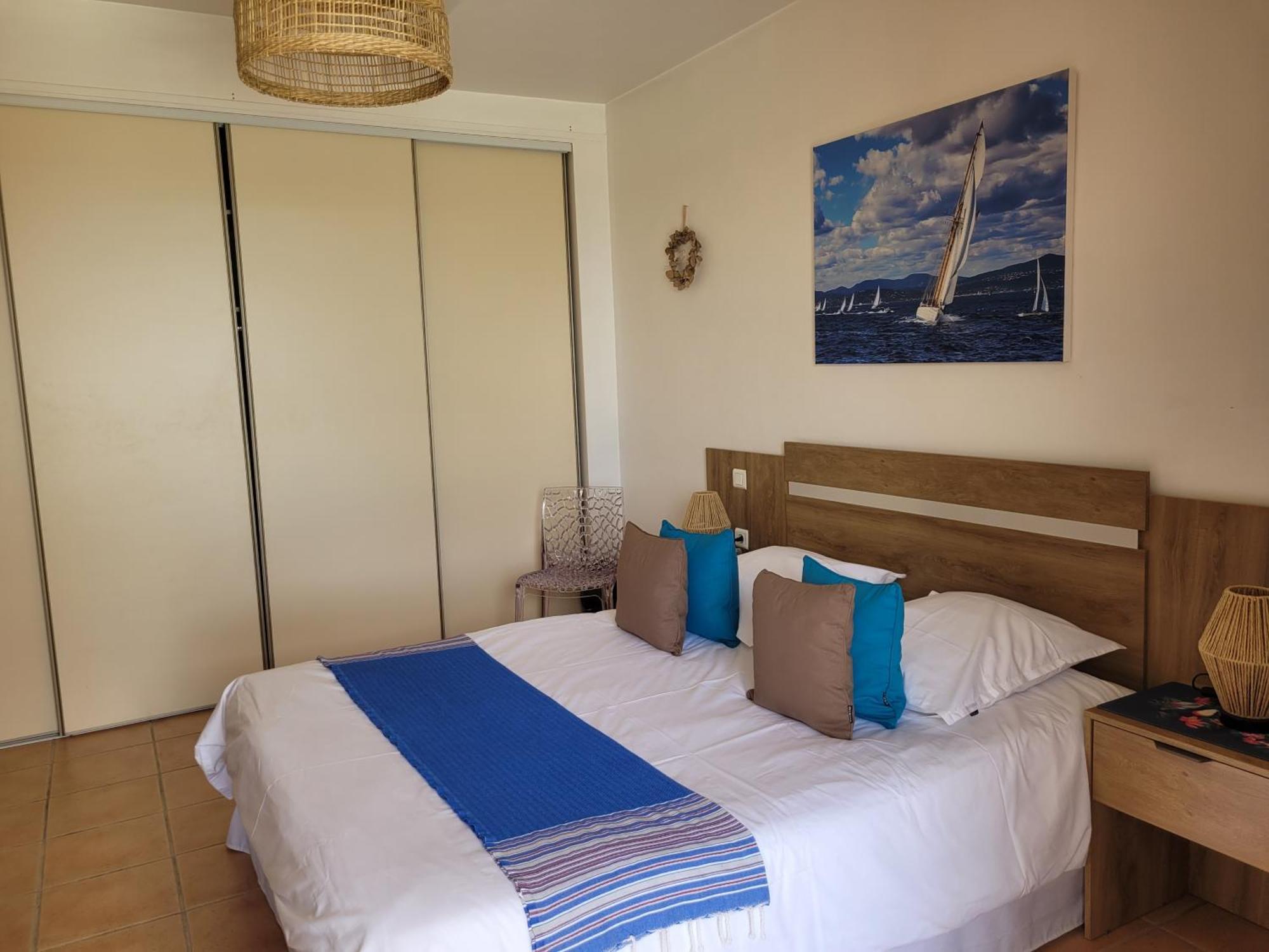 Esmeralda Adults Only Guest house *