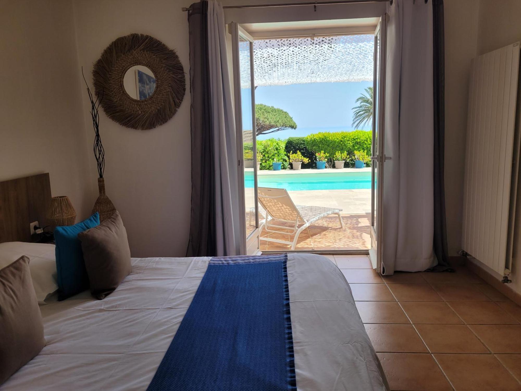 Esmeralda Adults Only Guest house Les Issambres